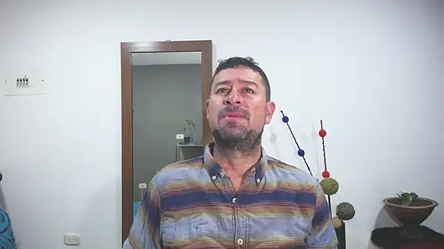 ambar jacksonn online show from 10-03-25, 11:13