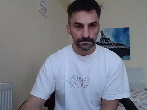 Snapshot of amydamarw chatting on 02-11-26, 05:45 amydamarw online show from 02-11-26, 05:45
