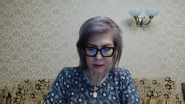 Snapshot of Elegant00Lady chatting on 10-07-25, 05:10 Elegant00Lady online show from 10-07-25, 05:10