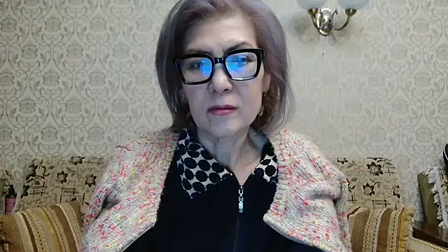 Snapshot of Elegant00Lady chatting on 10-11-25, 05:44 Elegant00Lady online show from 10-11-25, 05:44