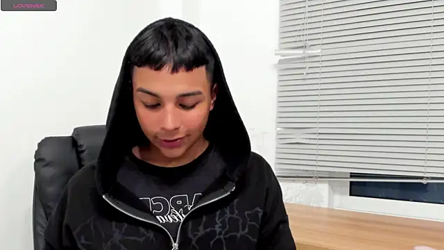 Seductivo jr online show from 11-29-25, 04:15