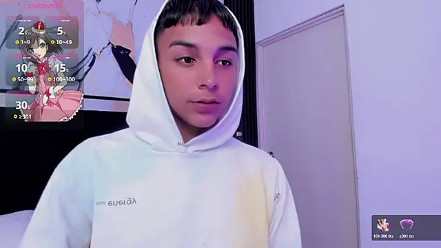 Snapshot of Seductivo_jr chatting on 02-21-26, 05:19 Seductivo jr online show from 02-21-26, 05:19