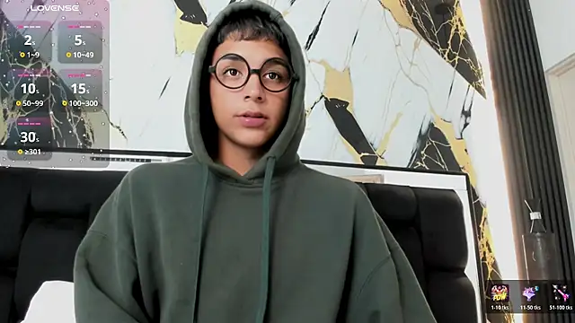 Snapshot of Seductivo_jr chatting on 02-28-26, 04:57 Seductivo jr online show from 02-28-26, 04:57