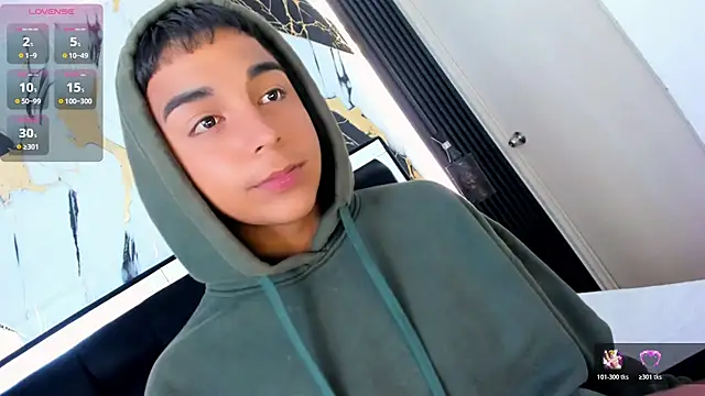 Snapshot of Seductivo_jr chatting on 04-05-26, 06:32 Seductivo jr online show from 04-05-26, 06:32