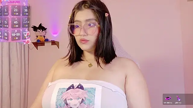 Snapshot of juli_juliana chatting on 02-15-25, 10:10 juli juliana online show from 02-15-25, 10:10