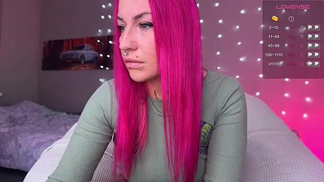 Snapshot of Tanya_Acid chatting on 07-10-26, 04:39 Tanya Acid online show from 07-10-26, 04:39