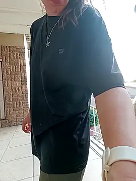 Missmesexycouple69 online show from 11-20-25, 03:23