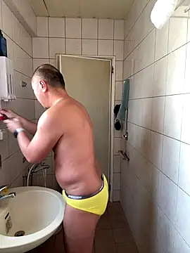 chih515 online show from 10-25-25, 12:51