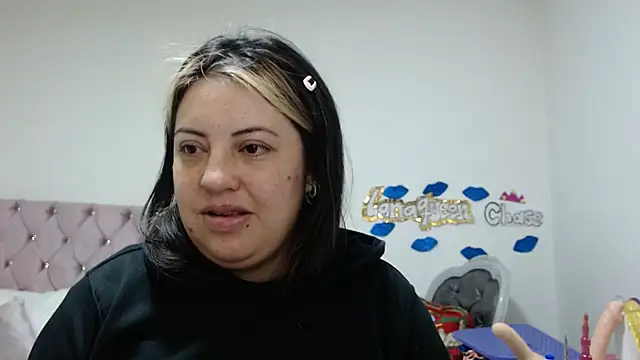 lanaqueen699 online show from 12-26-24, 12:16