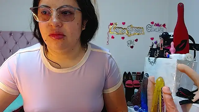 lanaqueen699 online show from 09-09-25, 12:26