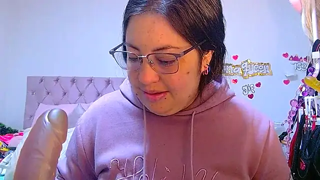 lanaqueen699 online show from 05-07-26, 12:10