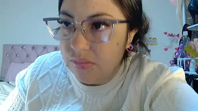 lanaqueen699 online show from 05-11-26, 12:22