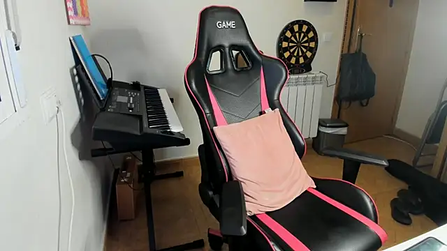 Ama music online show from 10-06-25, 08:45