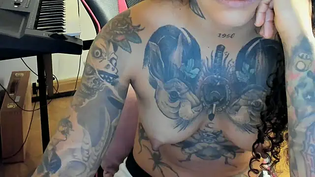 Ama music online show from 10-18-25, 11:44