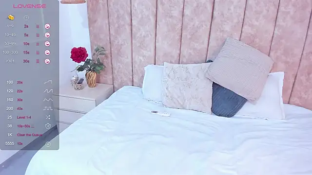 Katrina baurii online show from 03-19-25, 04:13