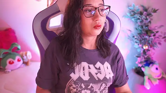 Sunny flower  online show from 02-10-26, 02:37