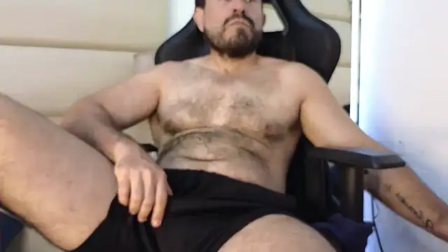 SbasTone Muscle online show from 12-16-25, 03:06