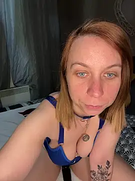 Snapshot of Aphrodite-22 chatting on 03-21-25, 01:01 Aphrodite-22 online show from 03-21-25, 01:01