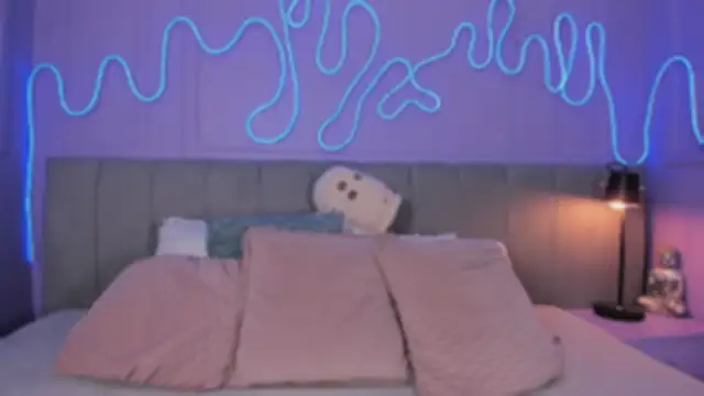 Mai higurashi online show from 10-23-25, 07:56