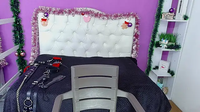 AmorMia online show from 12-19-24, 03:52