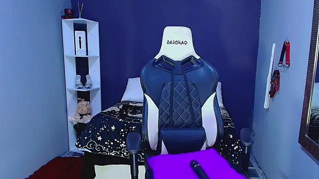 AmorMia online show from 03-19-25, 10:31