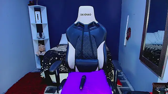 AmorMia online show from 03-21-25, 10:50