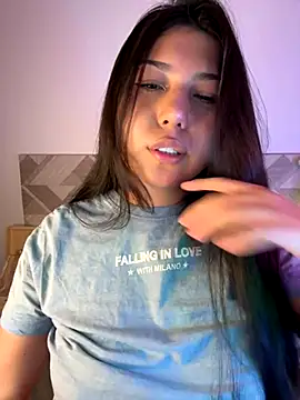 Maii chan online show from 10-19-25, 03:01