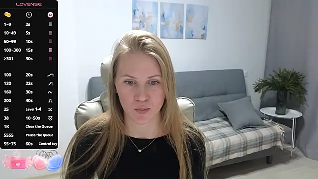 IsabelAllen online show from 12-23-25, 10:02