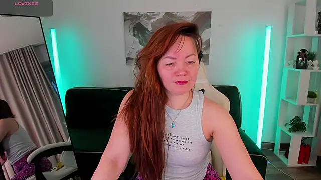 VanessaSmuth online show from 02-18-26, 01:56