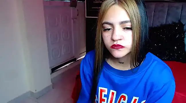 Violettasquirt online show from 01-15-25, 06:19