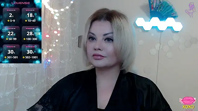 Snapshot of JewellKiss7 chatting on 05-09-26, 04:01 JewellKiss7 online show from 05-09-26, 04:01