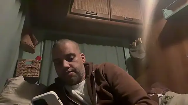 AbsolutMouuah online show from 11-04-25, 07:35