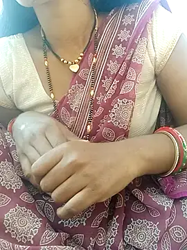 Snapshot of Poojashrma33 chatting on 11-10-25, 04:33 Poojashrma33 online show from 11-10-25, 04:33