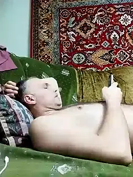 Pineapple04 online show from 01-08-25, 01:09