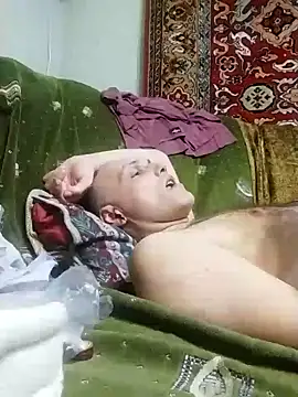 Pineapple04 online show from 01-19-25, 08:09