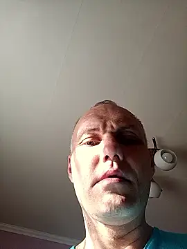 Pineapple04 online show from 09-27-25, 05:12