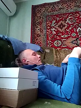 Pineapple04 online show from 10-02-25, 04:19