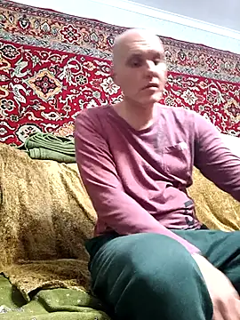 Pineapple04 online show from 10-29-25, 02:30