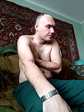 Pineapple04 online show from 12-21-25, 08:54