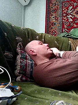 Pineapple04 online show from 02-18-26, 08:32