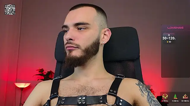 Snapshot of xteddy_bear chatting on 01-16-25, 05:12 xteddy bear online show from 01-16-25, 05:12