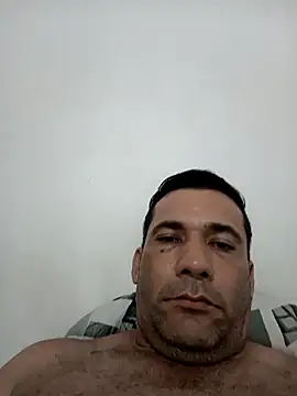 Snapshot of cuebo76 chatting on 09-21-25, 05:09 cuebo76 online show from 09-21-25, 05:09