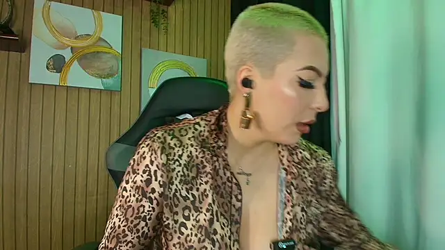 Camila Chainn online show from 02-04-26, 08:09