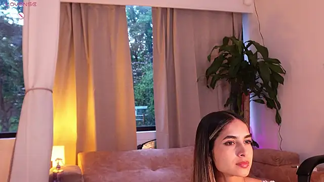 Snapshot of sammy_laszlow chatting on 10-11-25, 10:30 sammy laszlow online show from 10-11-25, 10:30