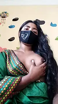 Snapshot of Lina-Rose chatting on 03-14-25, 08:21 Lina-Rose online show from 03-14-25, 08:21