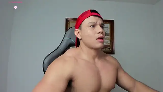 Snapshot of RoyConstance chatting on 02-28-26, 03:51 RoyConstance online show from 02-28-26, 03:51