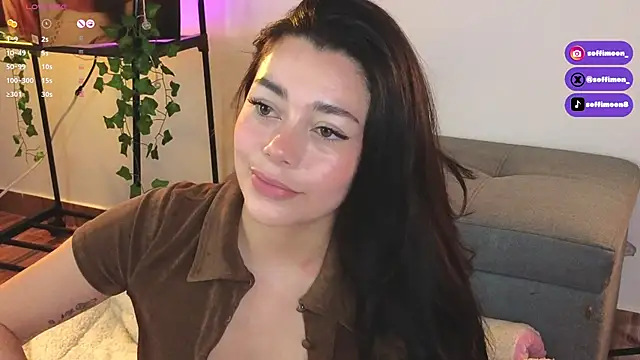 Snapshot of Soffimoon_ chatting on 03-10-25, 06:38 Soffimoon online show from 03-10-25, 06:38