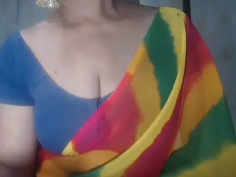 Snapshot of LustyShreya chatting on 11-04-25, 05:01 LustyShreya online show from 11-04-25, 05:01