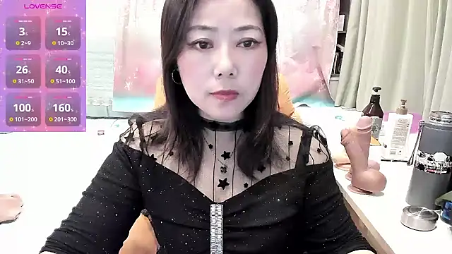 Crystal Wings online show from 01-19-25, 01:22