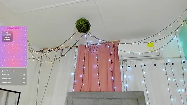 valentina 0  online show from 12-30-24, 10:10